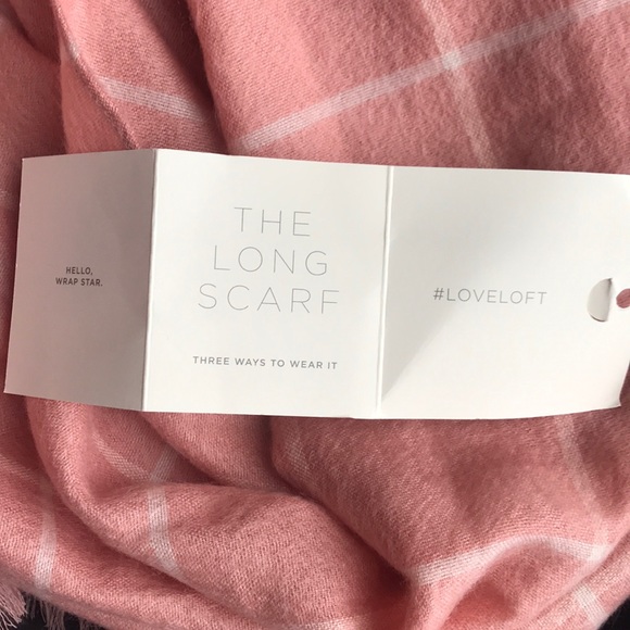 LOFT pink windowpane scarf - Picture 6 of 7